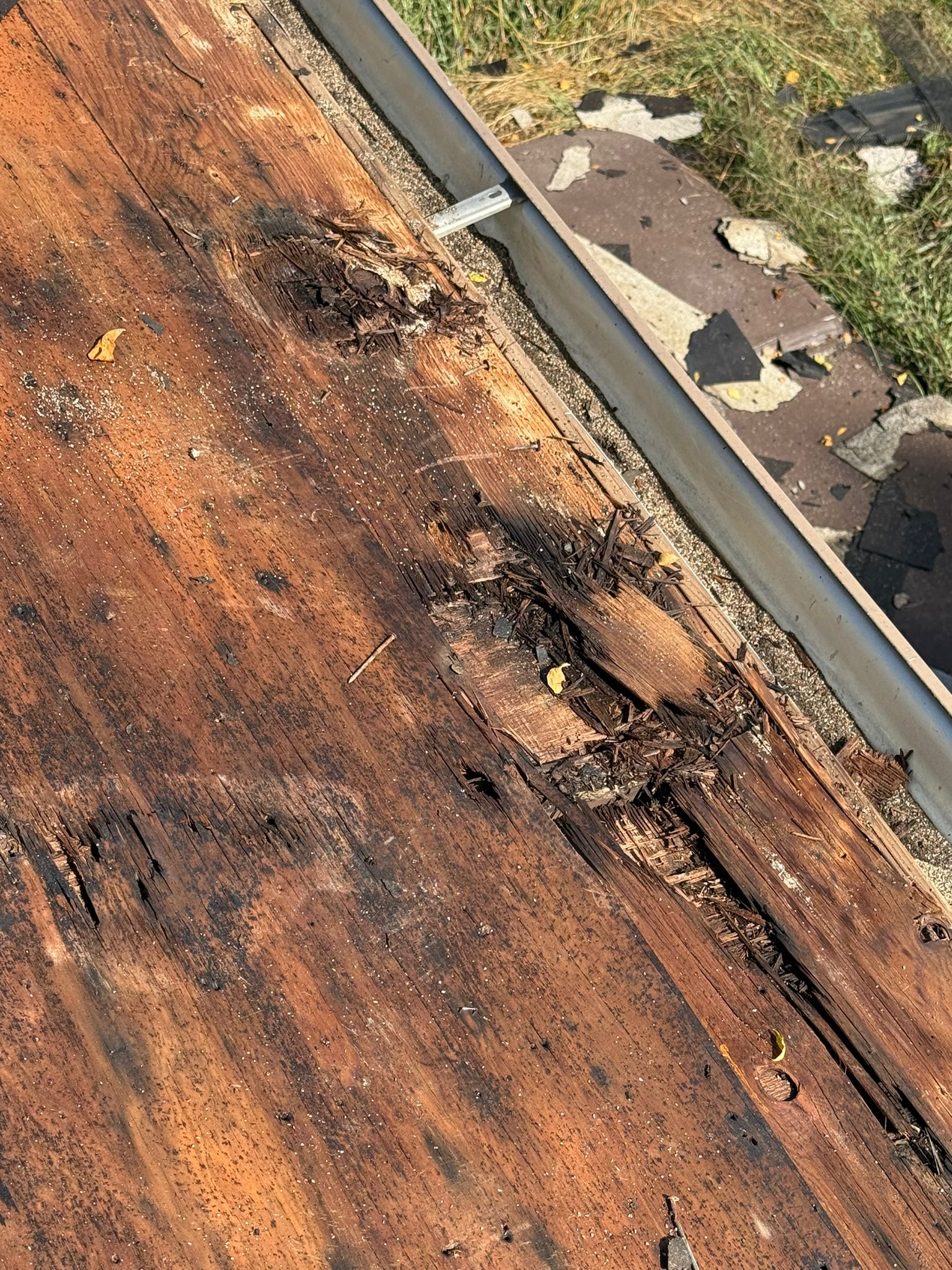 Certified Roofing & Gutters