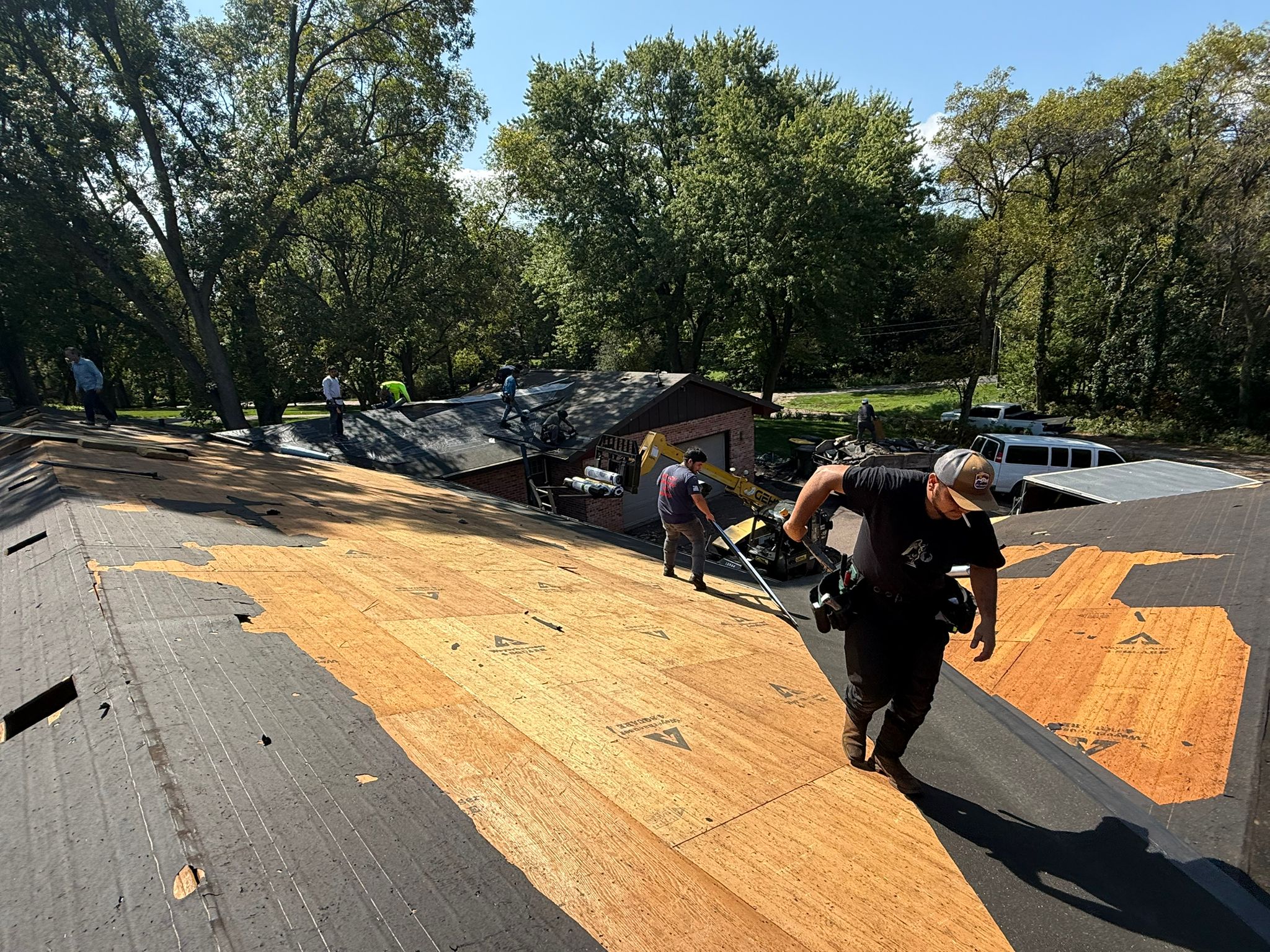 Certified Roofing & Gutters