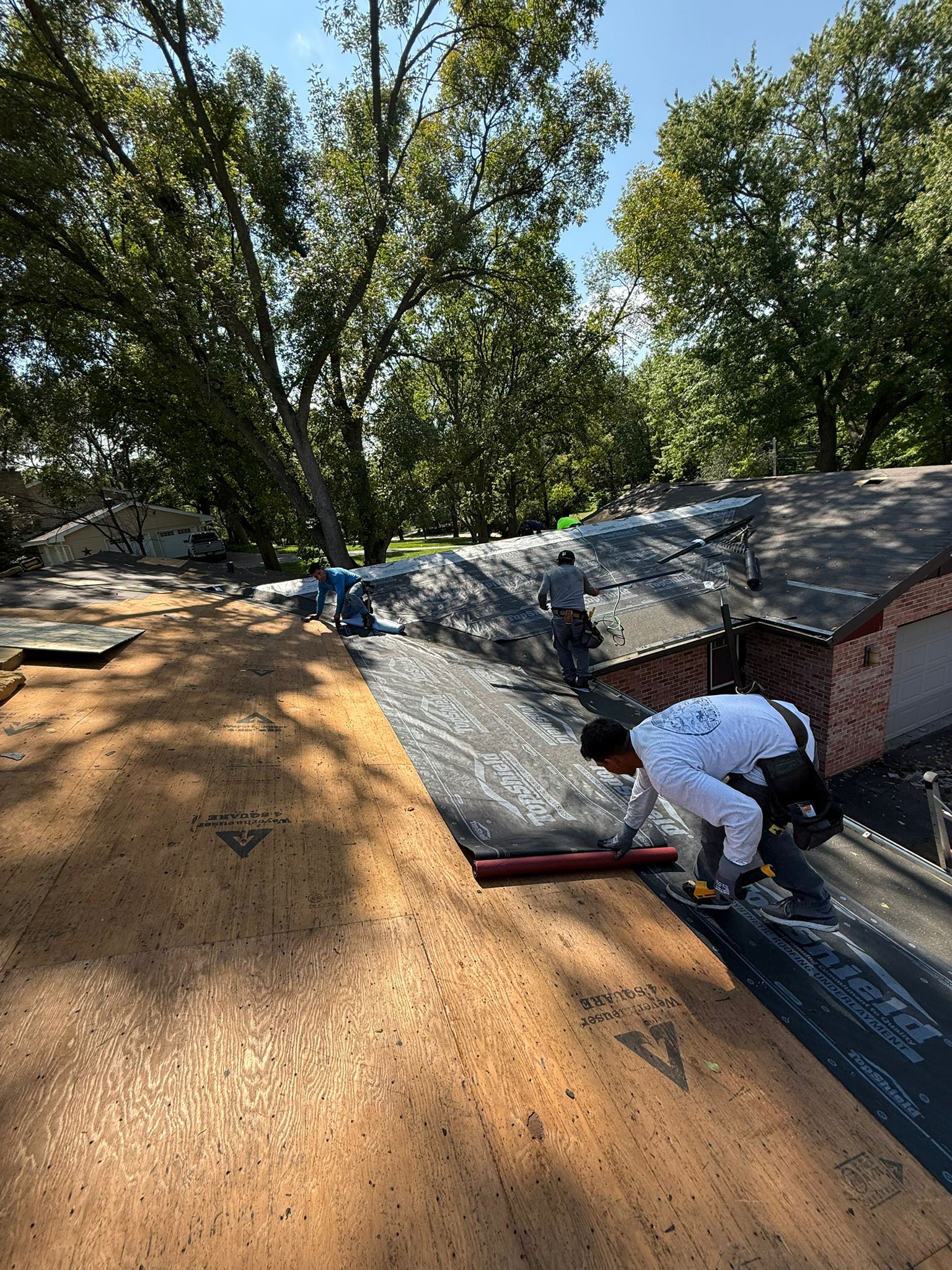 Certified Roofing & Gutters